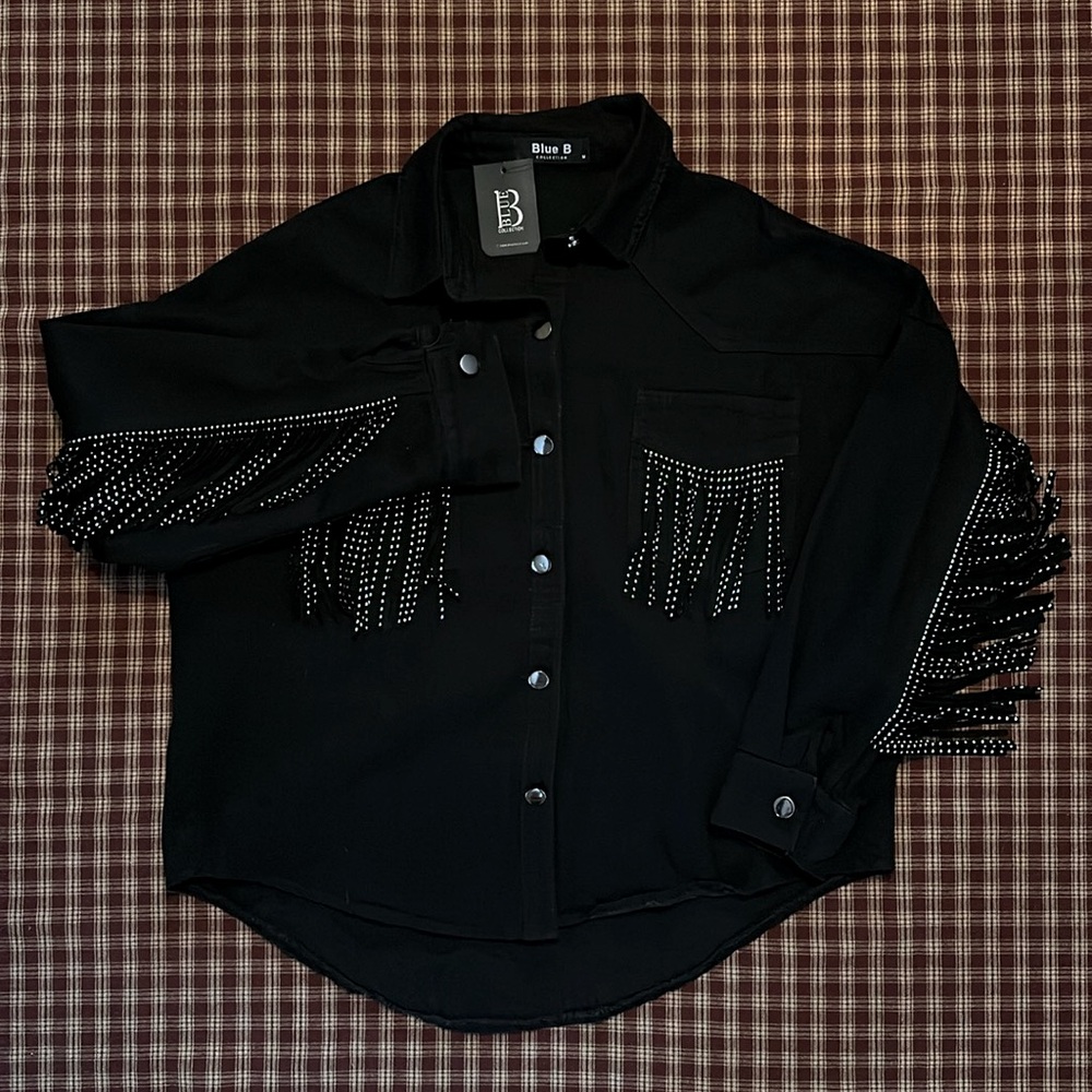 Woman’s NWTs Blue B Boutique Western Black Fringe Jean Jacket